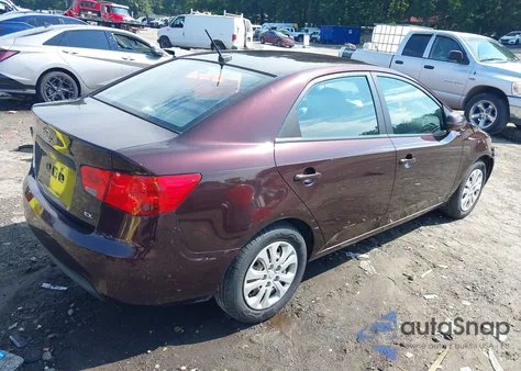 2011 Kia Forte Ex z USA, uszkodzony, nr VIN KNAFU4A27B5442878